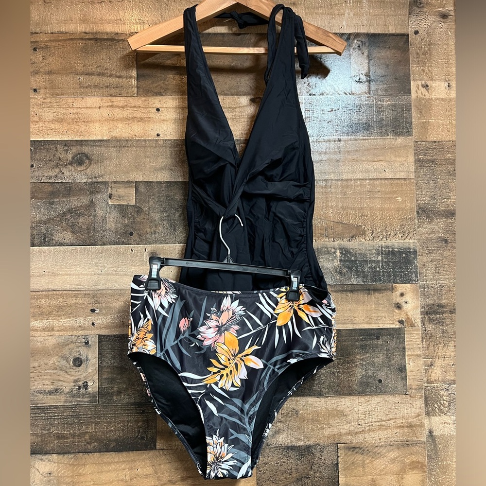 Women’s 2 Pc Swimsuit XL